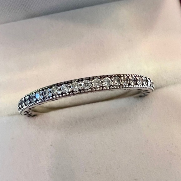 Pandora Sparkle and Hearts CZ Eterity Ring Size 9 - Hard to find size! - Picture 9 of 16